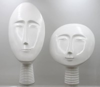 Auktion 375<br>Paar moderne B&uuml;sten, wohl Kunstharz, ca. H-40 und 29,5cm