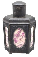 Auktion 375 / Los 15522 <br>antike chines. 6-eckige Zinn-Teedose, Bemalung hinter Glas, H-17,5 cm, B-12 cm