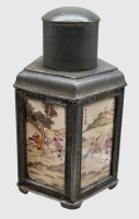 Auktion 375 / Los 15523 <br>antike chines. 5-eckige Zinn-Teedose, Bemalung hinter Glas, H-18 cm,  D-11 cm