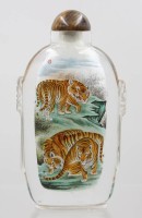 Auktion 375<br>gr. chinesische Schnupftabakflasche, Zwischenglasmalerei, &auml;lter, ca. H-14,5cm B-8cm