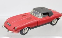 Auktion 375 / Los 12044 <br>Polistil ,Jaguar XK.E 4.2 Lit. Cabriolet, 1:18