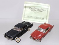 Auktion 375<br>2x Druckguss-Modellautos aus der Serie &bdquo;The Classic Cars of the Fifties&ldquo; von Franklin Mint, 1:43, 1x Reifen lose aber anbei