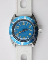 Auktion 375<br>Vintage-Damen-Taucheruhr, Ruhla, Handaufzug, Werk l&auml;uft ca. D-2,9cm, Tragespuren