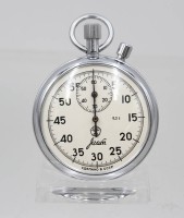 Auktion 375<br>mechanische Vintage-Stoppuhr der Marke Agat (Агат) aus sowjetischer Produktion (CCCP), Werk l&auml;uft, D-5,4cm