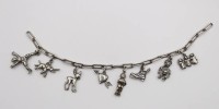 Auktion 375<br>Bettelarmband (ohne Schlie&szlig;e), 8 Charms, Silber, zus. ca. 26,3gr., L-19cm