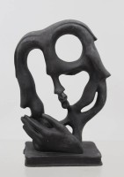 Auktion 375<br>abstrakte surrealistische Skulptur , Kunstharz, ca. H-19cm