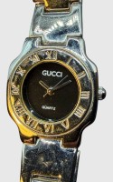 Auktion 375<br>Vintage-Quartz-Damenuhr der Gucci 3300-Serie, braunes Ziffernblatt, Werk nicht gepr&uuml;ft