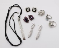 Auktion 375<br>Konvolut neuzeitl. Modeschmuck