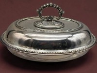 Auktion 375<br>Sammleraufl&ouml;sung, kl. antike versilberte Servierschale, C. G. Hallberg (C.G.H.), Schweden, &auml;lter, Versilberung erneuert, ca. H-10cm B-20cm T-15cm
