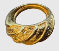 Auktion 375<br>Ring "Chr. Dior" gemarkt, vergoldet mit klaren Steinen, RG 52, 6,41 gr