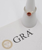 Auktion 375<br>925er Silber-Ring mit einem 2 Karat Moissanite, 1,9gr., RG 53, anbei GRA-Zertifikat