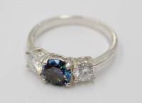 Auktion 375<br>Silber-Ring mit Moissanitebesatz, 2,5gr., GRA-Zertifikate anbei, RG 56