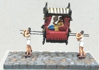 Auktion 375<br>Germania Figuren "Rom 150" Kaiserin in S&auml;nfte,  1:45 cm, in OVP
