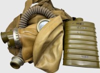 Auktion 375<br>grosse Gasmaske in Beutel, wohl NVA