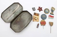Auktion 376 / Los 7004 <br>kl. Sammlung historischer Anstecknadeln, Medaillen und Abzeichen, UdSSR und DDR