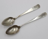 Auktion 376<br>2x div. Kaffeel&ouml;ffel um 1900, Silber, zus. 20,5gr., L-13,8cm