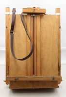 Auktion 376 / Los 16007 <br>ausklappbare Kofferstaffelei, ca. H-180cm