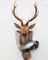 Auktion 376<br>jagdl. Wanddekoration, Hirschkopf mit Glocken, Kunststoff, ca. H-40cm