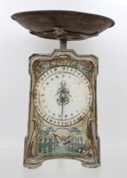 Auktion 376<br>defekte Wirtschaftswaage, Jugendstil, Altersspuren, ca. H-32cm