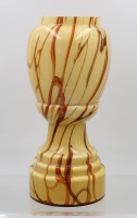 Auktion 376<br>Vase im Art-Deco Stil, wohl B&ouml;hmen, Franz Welz ?, ca. H-28,5cm