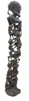 Auktion 376<br>hohe Makonde-Ujamaa-Skulptur "Lebensbaum" H-65 cm
