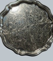Auktion 376<br>gr. versilbertes rundes Serviertablett "HKE"  W&uuml;rttemberg, Western Germany, guter Zustand, D-31 cm