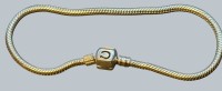 Auktion 376<br>Silber-925- Chamilia-Charm-Armband mit Schlangenkette und einem quadratischen Verschluss, L-ca. 20 cm, 14,03 gr