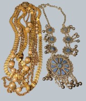 Auktion 376<br>7x div. Modeschmuck- und Steinketten