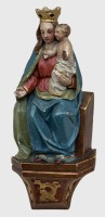 Auktion 376<br>Wandfigur , Madonna mit Kind, farbig gefasst, bei Kind Hand besch&auml;digt/Fehlteil, H-21,5 cm, wohl 18/19.Jhd