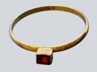 Auktion 376<br>Silberring-925- mit roten Stein,  RG 60, 0,94 gr.