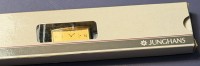 Auktion 376<br>Quartz DAU "Junghans" neu in Display, schwarzes Lederband