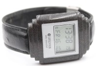 Auktion 376<br>digitale Funkuhr (Radio Controlled) der Marke Eurochron mit schwarzem Kunststoffgeh&auml;use und einem schwarzen Lederarmband von Junghans, ca. 3,5 x 3,5cm