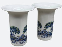Auktion 376<br>Paar Rosenthal Studio Linie Vasen Bj&ouml;rn Wiinblad Dekor Zaubergarten, H-16 cm