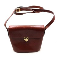 Auktion 376<br>braune Vintage-Ledertasche zum Umh&auml;ngen, Paletti, Tragespuren, ca. 22 x 26cm