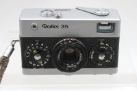 Auktion 376<br>analoge Kleinbild-Kamera Rollei 35 ,Carl Zeiss Tessar 3,5/40 mm-Objektiv, 70er Jahre, in Tasche, Funktion nicht ger&uuml;ft
