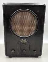Auktion 376<br>Volksempf&auml;nger  VE 301 W in Bakelitgeh&auml;use, optisch gut erhalten, Funktion nicht gepr&uuml;ft, H-39 cm, B-28 cm