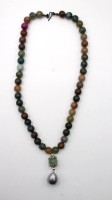 Auktion 376<br>Halskette, polierte Turmalinperlen, Modeschmuck-Perlanh&auml;nger, ca. L-40cm