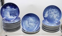 Auktion 376<br>23x div. Weihnachtsteller, Bing u. Gr&ouml;ndahl, ab 1975 bis 1999, nicht Vollst&auml;ndig, D-19cm