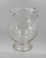 Auktion 376<br>Vintage-Wasserkrug bzw. Saftkrug,  floraler Dekorschliff, ca. H-17,5cm