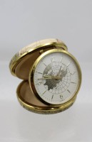 Auktion 376<br>Vintage-Reisewecker der Marke Europa, Werk l&auml;uft, ca. H-8,5cm D-8,5cm