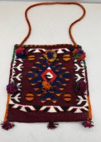 Auktion 376<br>Kelim Tasche, Wolle, wohl Anatolien,  ca. 32x32 cm