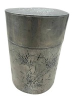 Auktion 376<br>antike chines. Teedose aus Zinn, Swatow,   mit Bambusdekor, Gebrauchsspuren, Dellen, H- H-18 cm, D-12 cm