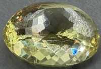 Auktion 376<br>gr. Lemon Citrin, oval, 143,49 Karat, facettiert