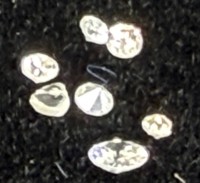 Auktion 376<br>8 Diamanten/Brillanten, zusammen 0,176 Karat