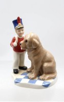 Auktion 376<br>Porzellanfigur &bdquo;Das Feuerzeug&ldquo; (Nr. 224), Royal Copenhagen, Hans-Christian-Andersen-M&auml;rchenserie, Entw. Sven Vestergaard, ca. H-13cm