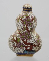 Auktion 376<br>chinesische Cloisonn&eacute;-Schnupftabakflasche in Doppel-K&uuml;rbis-Form, ca. H-6,5cm