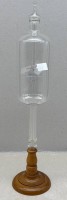 Auktion 376<br>historischer Faradayscher Glasei-Apparat (Faraday's Electric Egg), im 19. Jahrhundert f&uuml;r physikalische und elektrostatische Demonstrationen verwendet, auf Holzstand, H-39 cm