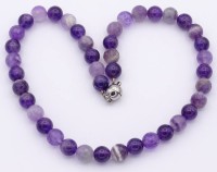 Los 5030 <br>Halskette mit rund.facc.Amethystkugeln,versilberte Magnetschlie&szlig;e.ca.L- 45cm