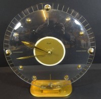 Los 6013 <br>Tischuhr "Kienzle", Glas/Messing, Batteriewerk nicht überprüft, H-24 cm, D-21 cm