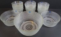 Auktion 338 / Los 10038 <br>Vintage Nuutajarvi Finland Oiva Toikka Dessert Set, 12 kleine Schalen, H-5 cm, D-, 15 Teile10 cm, grösste Schale H-10 cm, D-20 cm, viele Teile mit orig. Etikett